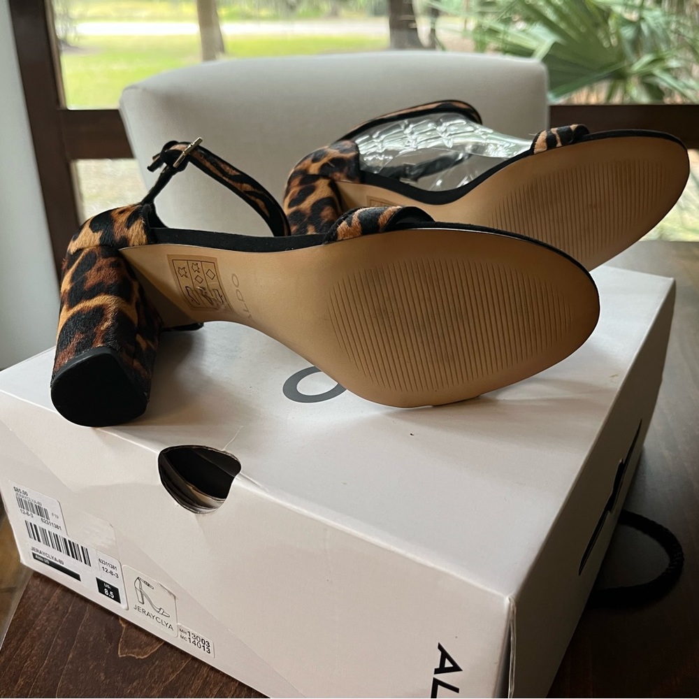 New in box ALDO Womens Jerayclya Ankle Strap Heel Calf Hair Heel size 8 1/2. - Picture 4 of 5